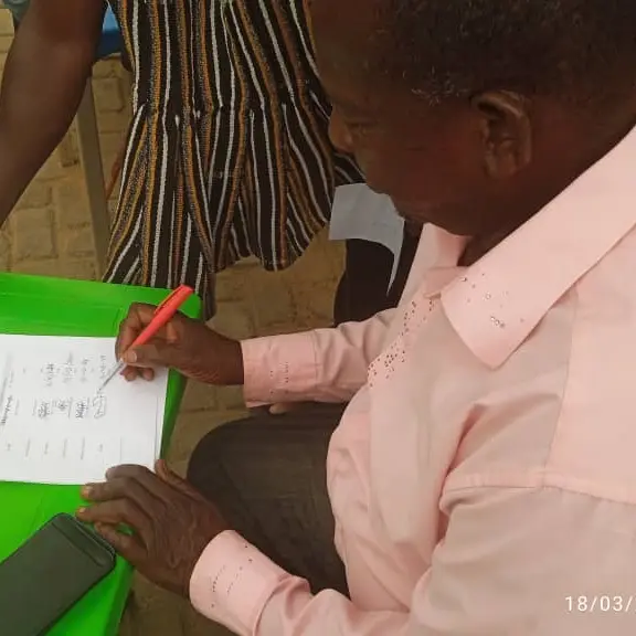 Bishop Yen diŋ nuug